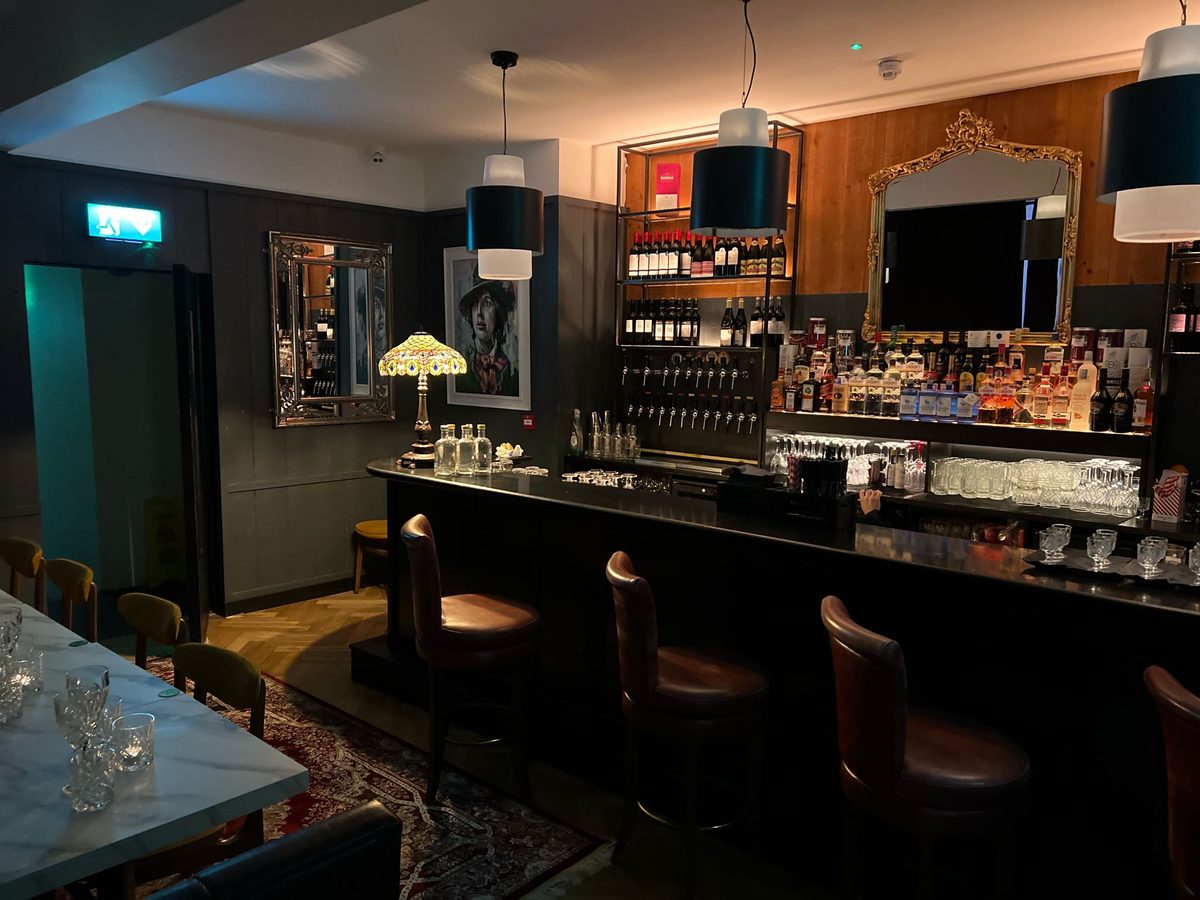 The downstairs bar at Boeuf & Frites, Temple Bar